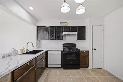 9219 Belle Glen Drive, Houston, TX 77099 - Photo 12