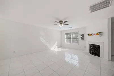 9219 Belle Glen Drive, Houston, TX 77099 - Photo 8