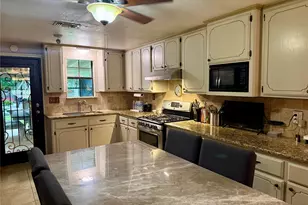 1905 Yellowstone St, Freeport, TX 77541 - Photo 14