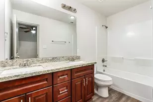 918 Shady Ln, Conroe, TX 77301 - Photo 14