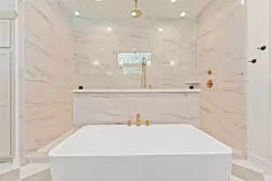 1458 Oak Tree Dr, Houston, TX 77055 - Photo 14