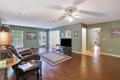 123 W Trillium Court, The Woodlands, TX 77381 - Photo 8