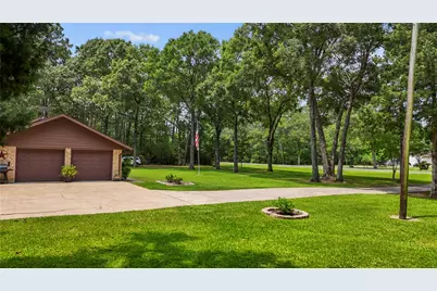 412 Commanche Trail, Wallisville, TX 77597 - Photo 6