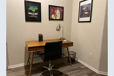 31 W Spindle Tree Circle, The Woodlands, TX 77382 - Photo 12