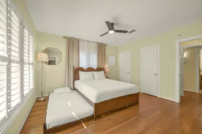 1919 W McKinney Street, Houston, TX 77019 - Photo 36