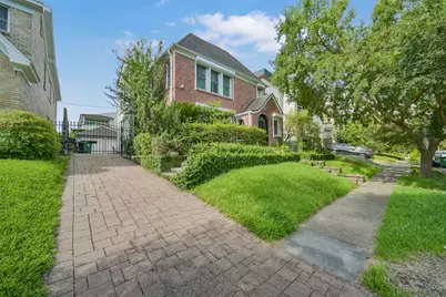 1919 W McKinney Street, Houston, TX 77019 - Photo 40