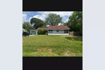 1633 Hawthorne Street, La Marque, TX 77568 - Photo 1