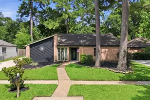 15122 Forest Lodge Dr, Houston, TX 77070 - Photo 2