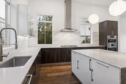 1430 Lake Pointe Parkway, Sugar Land, TX 77478 - Photo 4