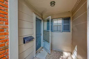 14179 Misty Meadow Ln, Houston, TX 77079 - Photo 8
