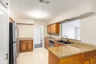 13206 Ensley Wood Dr, Houston, TX 77082 - Photo 12