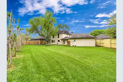 12422 Piping Rock Drive, Houston, TX 77077 - Photo 32