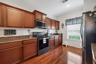 28021 Irving Dr, Magnolia, TX 77355 - Photo 14