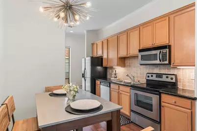 118 McGowen Street #E, Houston, TX 77006 - Photo 10