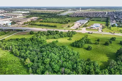 3901 Magnolia Parkway, Pearland, TX 77584 - Photo 4