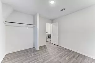 7925 Way St, Houston, TX 77028 - Photo 24