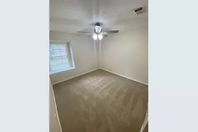 33 N Rain Forest Court, The Woodlands, TX 77380 - Photo 10