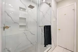 1927 Ash Meadow Dr, Houston, TX 77090 - Photo 26