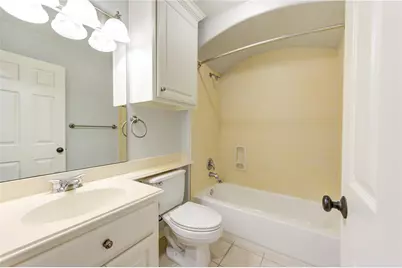 4340 Lake Walk Court, Missouri City, TX 77459 - Photo 38