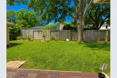 14906 Brookpoint Drive, Houston, TX 77062 - Photo 26