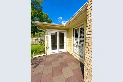 14906 Brookpoint Drive, Houston, TX 77062 - Photo 24