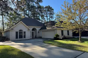 3314 Lake Island Dr, Montgomery, TX 77356 - Photo 2