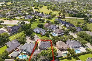 2010 Shepherds Pl, Sugar Land, TX 77479 - Photo 2