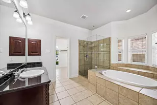2010 Shepherds Pl, Sugar Land, TX 77479 - Photo 12