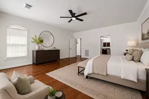 2010 Shepherds Pl, Sugar Land, TX 77479 - Photo 10
