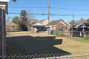 712 Sue St, Houston, TX 77009 - Photo 16