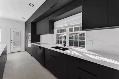 3 Outervale Place, The Woodlands, TX 77381 - Photo 16