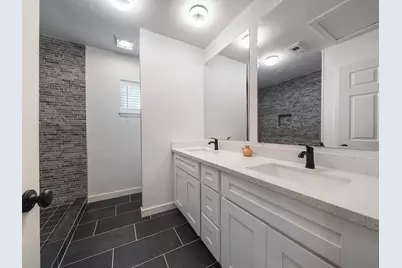 111 Holderrieth Boulevard, Tomball, TX 77375 - Photo 14