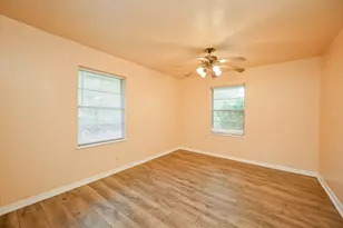 10302 Woodwind Dr, Houston, TX 77025 - Photo 12