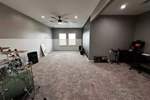2295 Diamond D Dr, Beaumont, TX 77713 - Photo 24