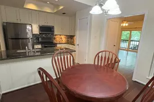11711 Memorial Dr, Houston, TX 77024 - Photo 4
