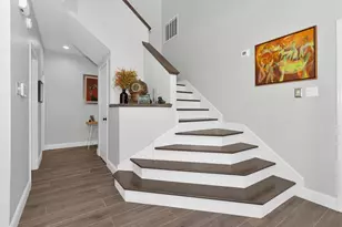 84 E Lakeridge Dr, The Woodlands, TX 77381 - Photo 16