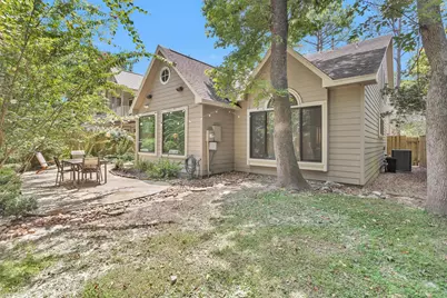 84 E Lakeridge Drive, The Woodlands, TX 77381 - Photo 46
