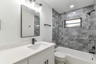 8102 Dellanera Dr, Hitchcock, TX 77563 - Photo 30