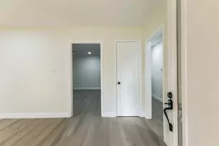 8102 Dellanera Dr, Hitchcock, TX 77563 - Photo 8