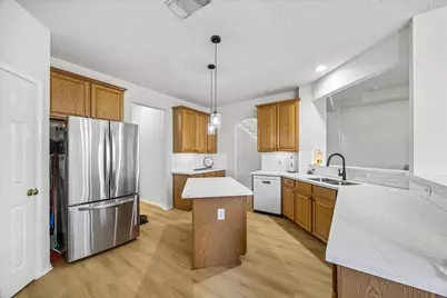 515 Deer Hollow Drive, Sugar Land, TX 77479 - Photo 10