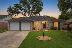 22327 Smokey Hill Dr, Katy, TX 77450 - Photo 2