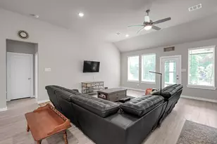 713 Ivory Crk Ct, Willis, TX 77378 - Photo 12