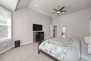 713 Ivory Crk Ct, Willis, TX 77378 - Photo 16