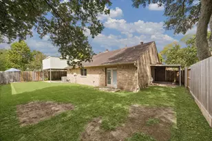 2308 Parkview Dr, Pearland, TX 77581 - Photo 10