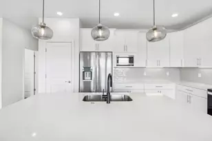 1338 Sapphire Palms Ct, San Leon, TX 77539 - Photo 1