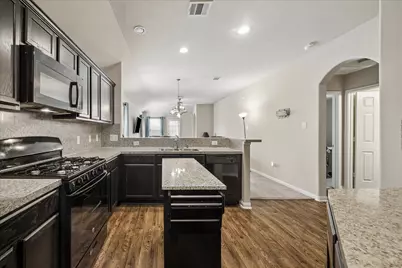 10711 Sun River Falls Drive, Humble, TX 77396 - Photo 4