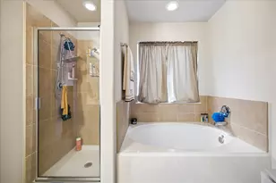 10711 Sun River Falls Dr, Humble, TX 77396 - Photo 14