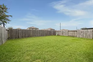 10711 Sun River Falls Dr, Humble, TX 77396 - Photo 18