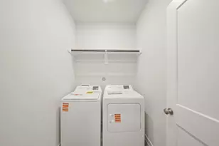 306 Bennett St, Angleton, TX 77515 - Photo 16