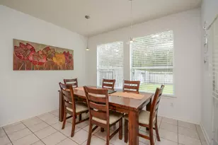 2 Stone Arrow Pl, The Woodlands, TX 77382 - Photo 8